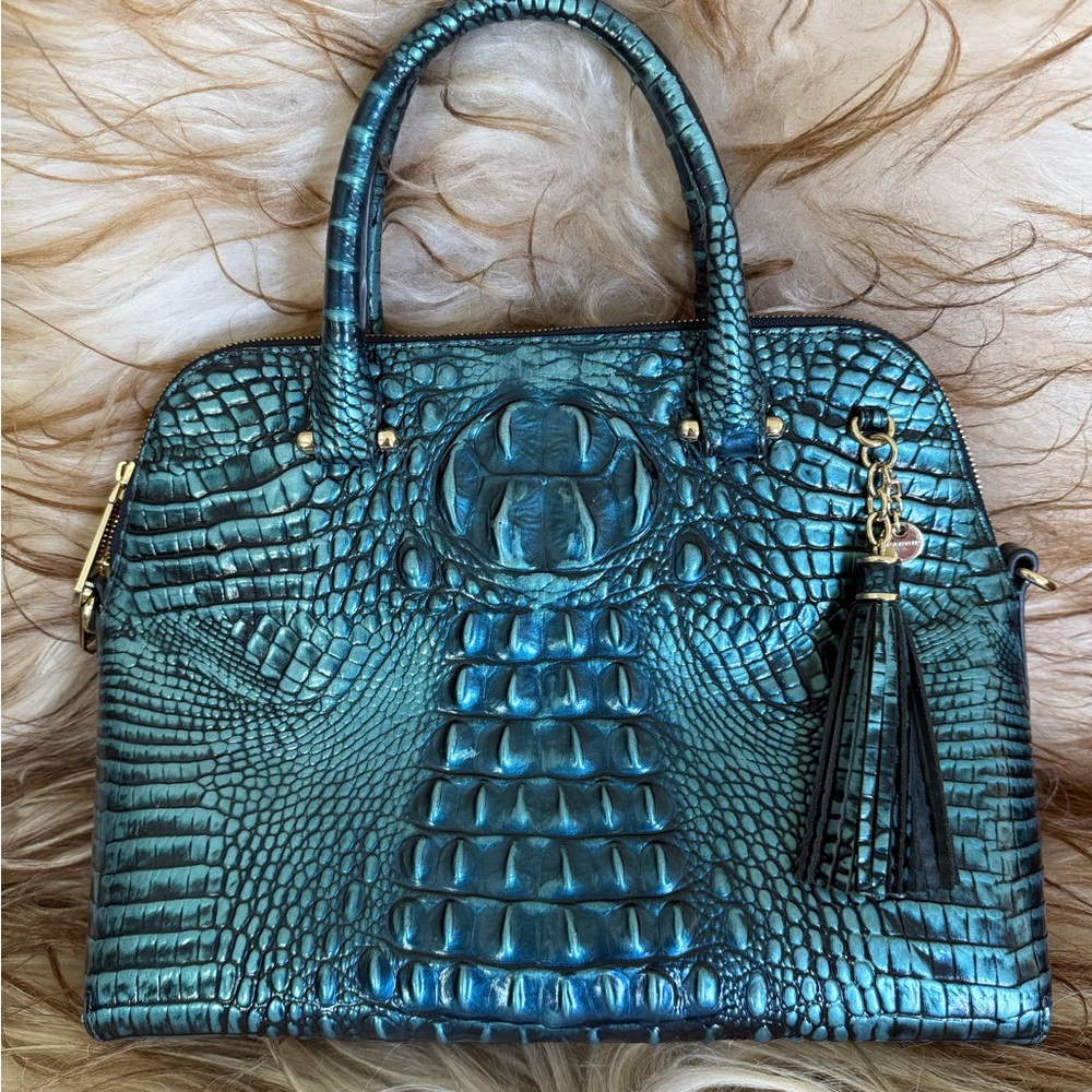BEAUTIFUL BLUE LEATHER BRAHMIN HANDBAG